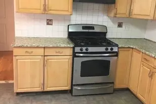 118 Fairfield Dr, Paramus, NJ 07652 - Photo 3