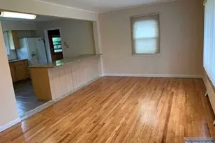 118 Fairfield Dr, Paramus, NJ 07652 - Photo 1