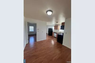511 Schuyler Avenue, Kearny, NJ 07032 - Photo 5