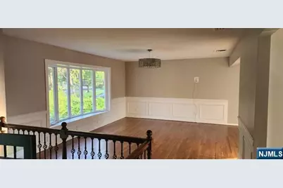 377 Chelsea Street, Paramus, NJ 07652 - Photo 3