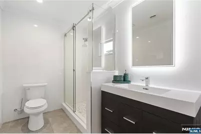 2038 Hoefleys Lane A #A, Fort Lee, NJ 07024 - Photo 29