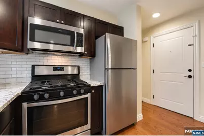 210 Hackensack Street B #B, Wood Ridge, NJ 07075 - Photo 5