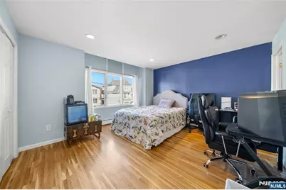 224 Warren Avenue A #A, Fort Lee, NJ 07024 - Photo 13