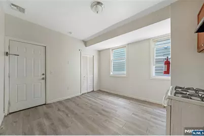 48 Seymour Avenue, Newark, NJ 07108 - Photo 33