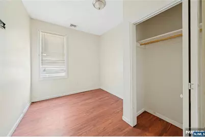 48 Seymour Avenue, Newark, NJ 07108 - Photo 35