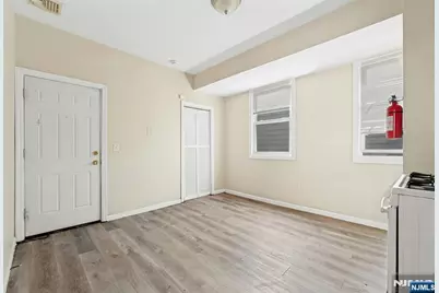 48 Seymour Avenue, Newark, NJ 07108 - Photo 17