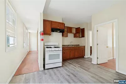 48 Seymour Avenue, Newark, NJ 07108 - Photo 15