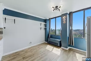 300 Winston Dr C0518, Cliffside Park, NJ 07010 - Photo 9