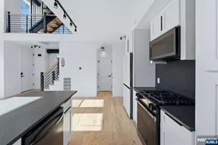 199 Park St, East Orange, NJ 07017 - Photo 7