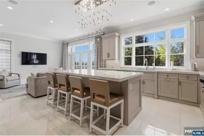 605 Heights Lane, Tenafly, NJ 07670 - Photo 5