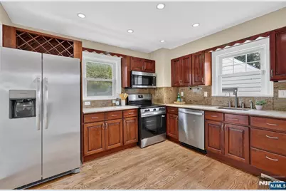 10-08 Campbell Road, Fair Lawn, NJ 07410 - Photo 7