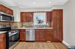 10-08 Campbell Rd, Fair Lawn, NJ 07410 - Photo 9