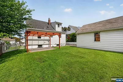 10-08 Campbell Road, Fair Lawn, NJ 07410 - Photo 23