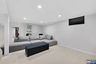 447 Van Dyke St, Ridgewood, NJ 07450 - Photo 21
