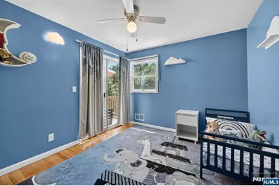 447 Van Dyke Street, Ridgewood, NJ 07450 - Photo 15