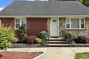 40 Oxford Ave, Saddle Brook Township, NJ 07663 - Photo 1