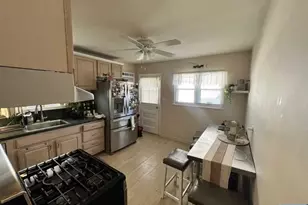 40 Oxford Ave, Saddle Brook Township, NJ 07663 - Photo 9