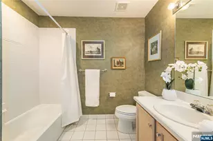 14 N Shadow Ln, Oakland, NJ 07436 - Photo 23