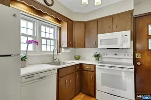 224 Euclid Ave, Hackensack, NJ 07601 - Photo 25