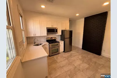 151 Washington Avenue 2L #2L, Kearny, NJ 07032 - Photo 5