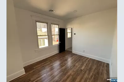 151 Washington Avenue 2L #2L, Kearny, NJ 07032 - Photo 3