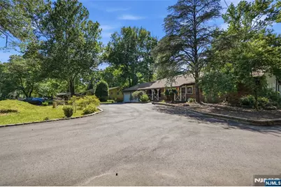 109 Fresh Ponds Road, Monroe Township, NJ 08831 - Photo 41