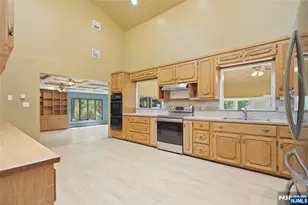 109 Fresh Ponds Rd, Monroe Township, NJ 08831 - Photo 7