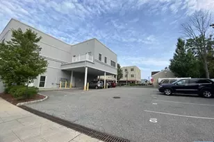 45 E Emerson Plaza 2, Emerson, NJ 07630 - Photo 15