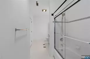 24 Ave At Port Imperial 140, West New York, NJ 07093 - Photo 17