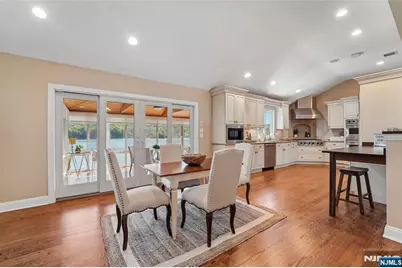 1050 W Pines Lake Drive, Wayne, NJ 07470 - Photo 7