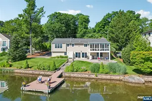 1050 W Pines Lake Dr, Wayne, NJ 07470 - Photo 1