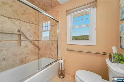 1050 W Pines Lake Drive, Wayne, NJ 07470 - Photo 27