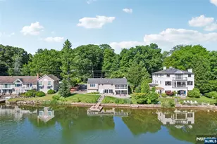 1050 W Pines Lake Dr, Wayne, NJ 07470 - Photo 43