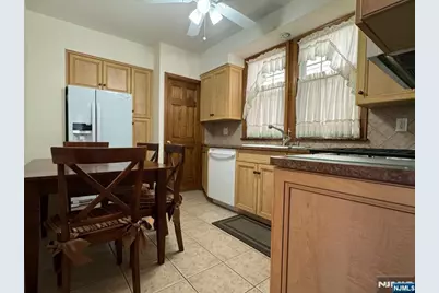 221-223 Patterson Street 1 #1, Harrison, NJ 07029 - Photo 5