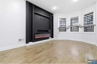 57 Montgomery Avenue, Newark, NJ 07108 - Photo 27
