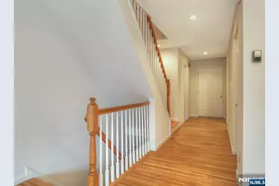 124 Panorama Drive, Edgewater, NJ 07020 - Photo 13