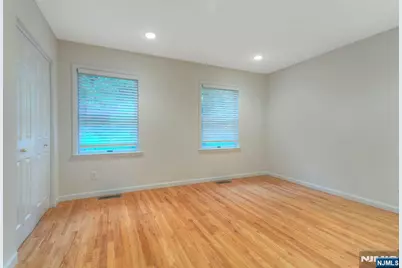 124 Panorama Drive, Edgewater, NJ 07020 - Photo 17