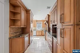 66 Crescent Ave, Cliffside Park, NJ 07010 - Photo 13
