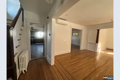 542 Prospect Avenue, Ridgefield, NJ 07657 - Photo 19