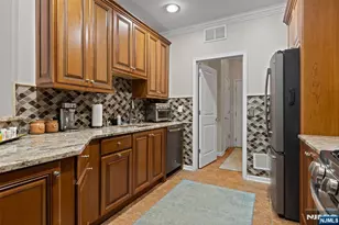 407 River Place, Butler, NJ 07405 - Photo 9
