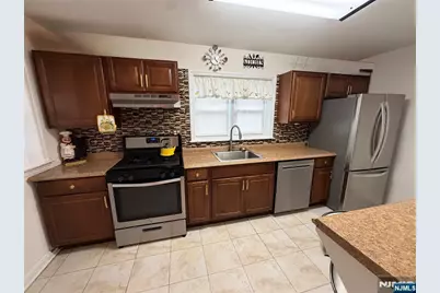 67 Herzog Place, Englewood, NJ 07631 - Photo 3