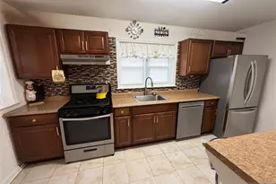67 Herzog Pl, Englewood, NJ 07631 - Photo 3