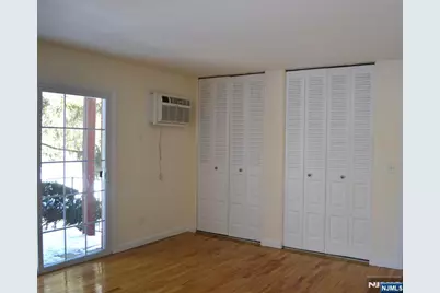 110 Midland Avenue 18A #18A, Midland Park, NJ 07432 - Photo 9