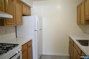 110 Midland Ave 18A, Midland Park, NJ 07432 - Photo 5