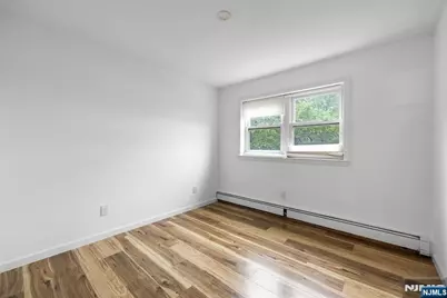 203 E Ruby Avenue B #B, Palisades Park, NJ 07650 - Photo 19