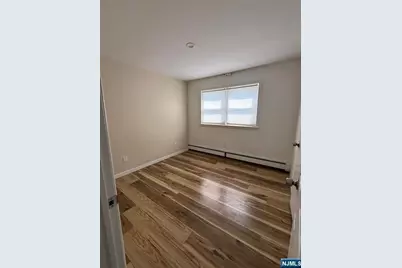 203 E Ruby Avenue B #B, Palisades Park, NJ 07650 - Photo 7