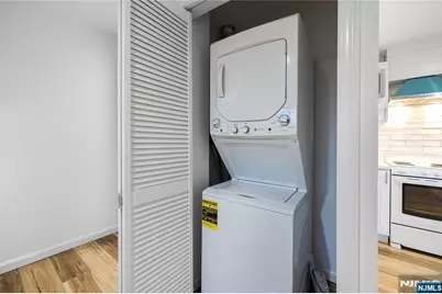 203 E Ruby Avenue B #B, Palisades Park, NJ 07650 - Photo 15