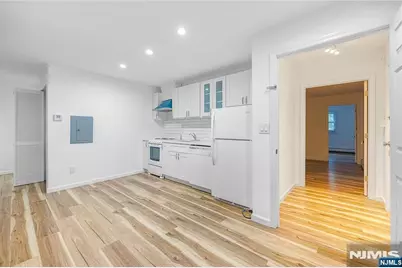 203 E Ruby Avenue A #A, Palisades Park, NJ 07650 - Photo 9