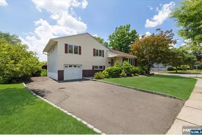 753 Village Road, Oradell, NJ 07649 - Photo 3