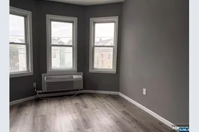 109 10th Street 2F #2F, Passaic, NJ 07055 - Photo 7